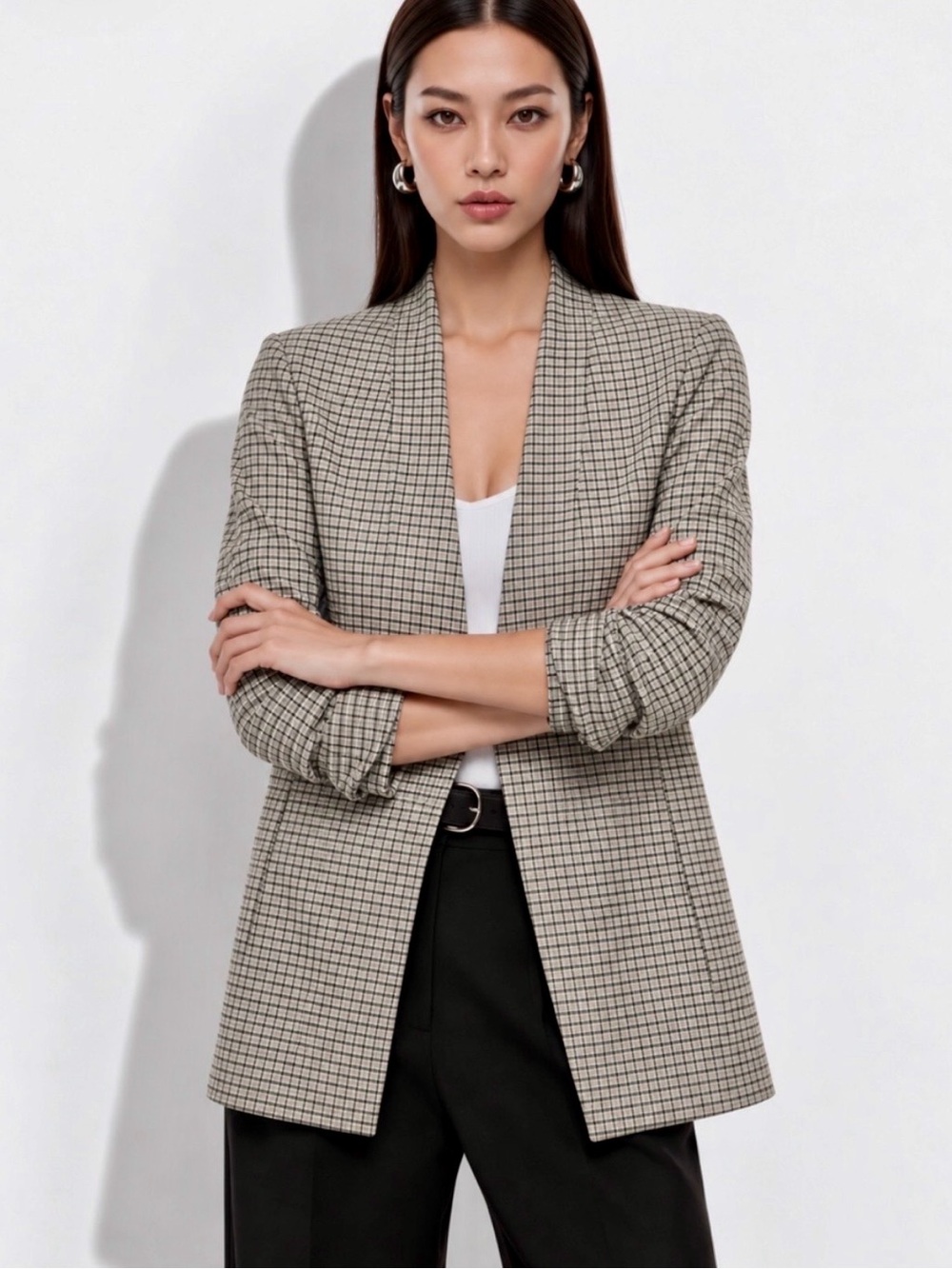 Aritzia BABATON Plaid Ruched Power Blazer Size 4